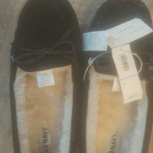 Net Old navy slippers women's size 9